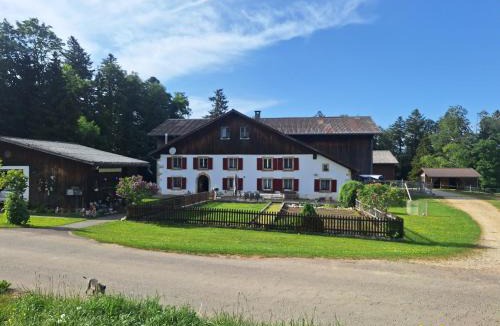 Goumois Apartment | L'appart Les Fontaines