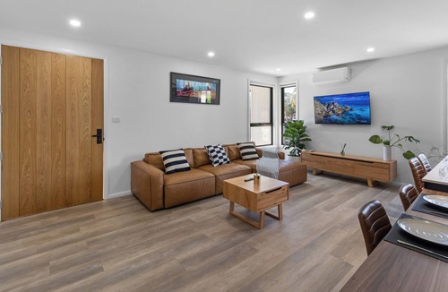Belmont South House | Lake Ocean Retreat Macquarie n
