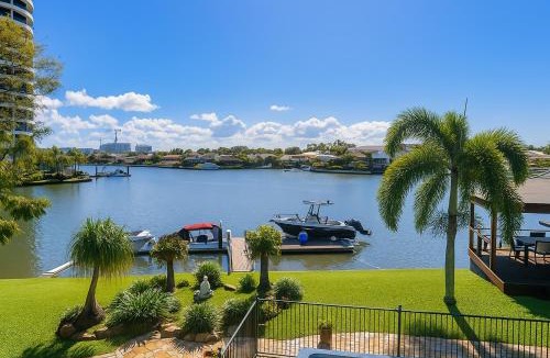 Biggera Waters House | Large Waterfront Property with Spectacular Views & Sunsets