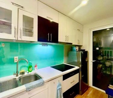 Thu Thiem Apartment | Lexington Bathtub with Chic Luxury Escape in D2