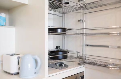 Macquarie Park Apartment | Light-Filled 2-bedroom apartment in Macquarie Park with Parking pool and gym