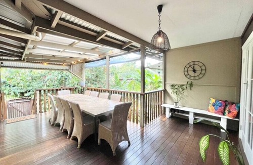 Kuranda Apartment | Live in Kuranda Village | Lush garden | Balcony dining
