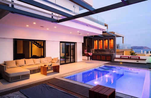 Anavyssos Villa | Lovely 3-bedroom villa at the Athens Riviera nearby Athens and beaches!