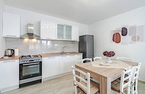 Blato House | Lovely home in Crnja Luka with house sea view