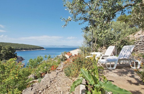 Vela Luka House | Lovely home in Tankaraca with house sea view