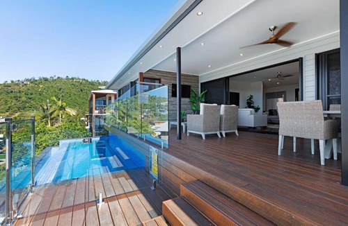 Airlie Beach House | Lux On Nara