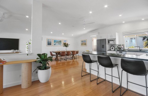 Manly House | Luxury Family Escape | Sauna, Harbour Views & Walk to Everything