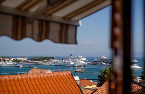 Split House | Luxury View Marjan