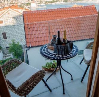 Split House | Luxury View Marjan