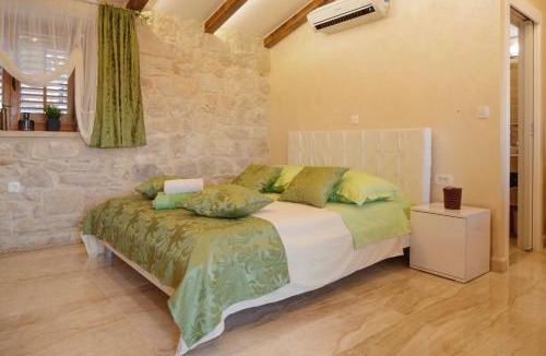 Split House | Luxury View Marjan