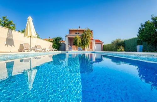Metkovic Villa | LUXURY VILLA JERKOVIĆ WITH HEATED POOL AND JACUZZI