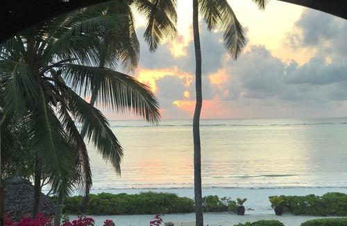 Matemwe Villa | LUXURY VILLA ON THE BEACH with staff/PRIVATE VILLA on the beach with staff