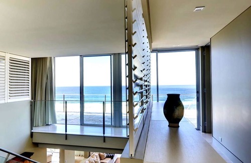 Killcare House | Luxury Villas Killcare Beach House (Walk to the beach)