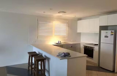 Umina Beach House | Luxury Villas Ocean View on the Esplanade (Walk to the beach)