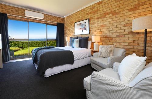 Maleny Hotel | Maleny Views Motel