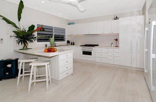 Rocky Point House | Marine | Newell Beach