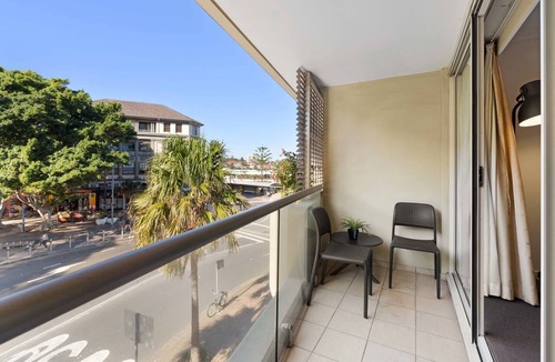 Manly Apartment | Marvelous Manly with Gym and Sauna