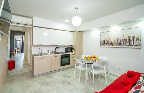Molunat Apartment | Mata Family Apartments - Deluxe Two bedroom Apartment with Terrace and Sea View