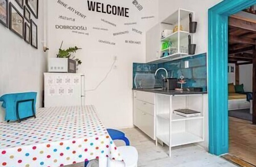 Terezvaros Apartment | MidTerm - Little Dream Apartment