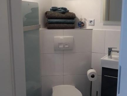 Ramstein-Miesenbach Apartment | Moderm Basement Apartment