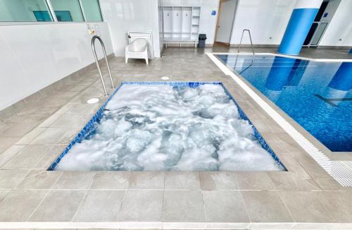 Southport Apartment | Modern 3 Bedroom Apartment near Tram