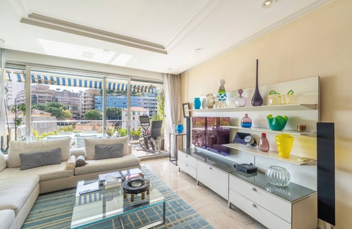 L'Annonciade Apartment | Monaco Seaview with pool and gym