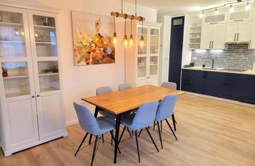 Erd Apartment | Moonshine Érd