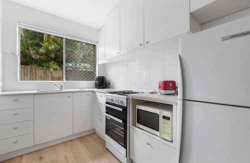 Narrabeen Apartment | Narrabeen Nook Easy Living between Beach and Lagoon