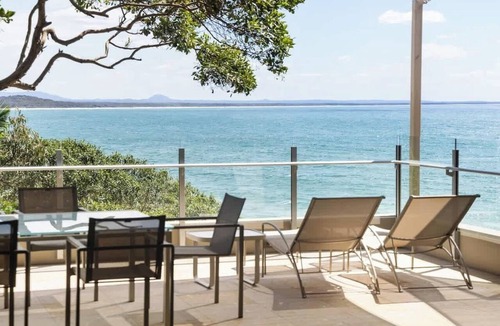 Noosa Heads House | Noosa Vista Spa House