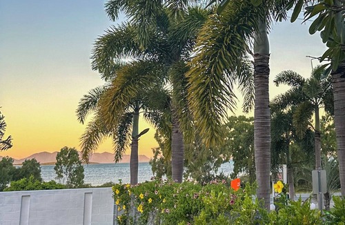 Bowen Hotel | Ocean View Motel Bowen