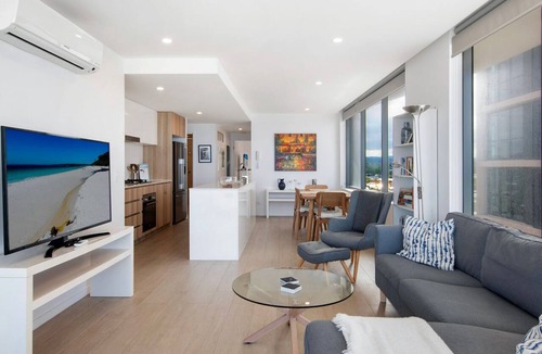 Palm Beach Apartment | Ocean Views Apartment with Rooftop Pool - CoastHM