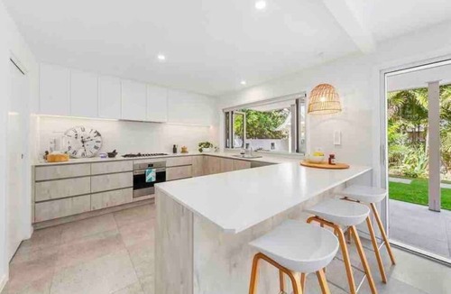 Yaroomba House | On The Beach Luxury Home With Pool