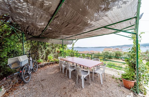 Kuciste Apartment | One bedroom apartment with terrace and sea view Kučište - Perna, Pelješac (A-10161-g)