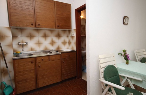 Bili brig Apartment | One bedroom apartment with terrace Makarska (A-6691-c)