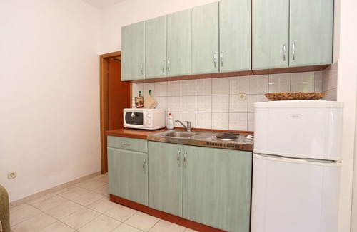 Viganj Apartment | One bedroom apartment near beach Viganj, Pelješac (A-10116-e)