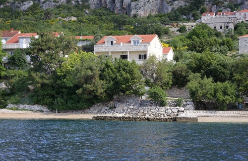 Viganj Apartment | One bedroom apartment near beach Viganj, Pelješac (A-10116-e)