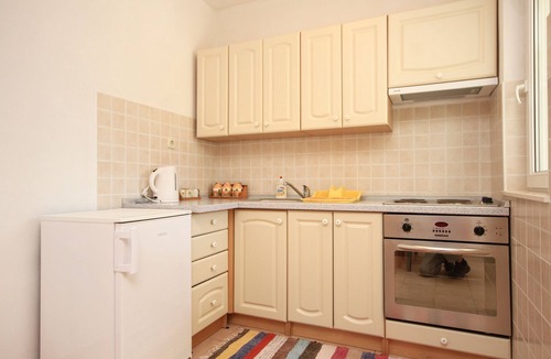 Kuciste Apartment | One bedroom apartment with terrace Kučište - Perna, Pelješac (A-10161-c)