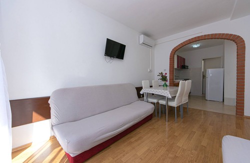 Gradac Apartment | One bedroom apartment with balcony and sea view Gradac (Makarska) (A-5198-b)