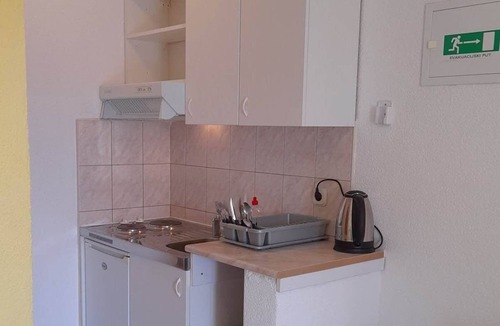 Gradac Apartment | One bedroom apartment with terrace Gradac, Makarska (A-11332-c)