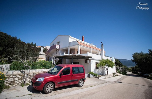 Zavalatica Apartment | One bedroom apartment with terrace and sea view Zavalatica, Korčula (A-247-d)