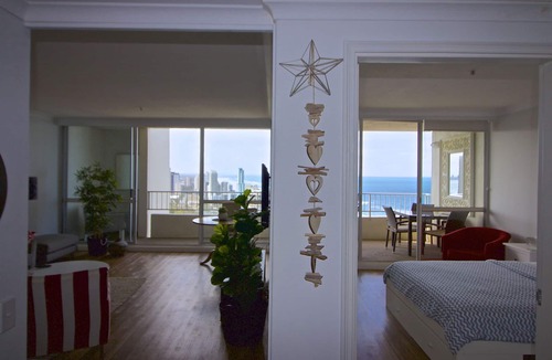 Surfers Paradise Apartment | One bedroom Sub Penthouse