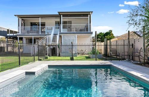 Traviston Apartment | Our Happy Place