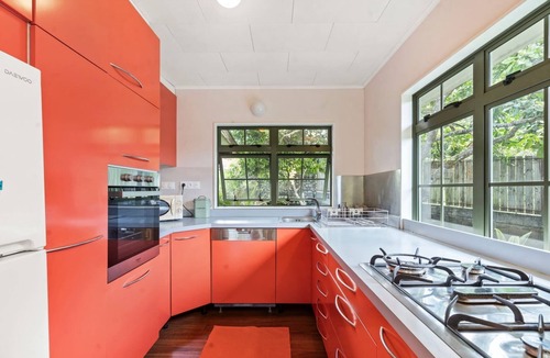 Afaahiti House | Peaceful 2BR Garden Bungalow