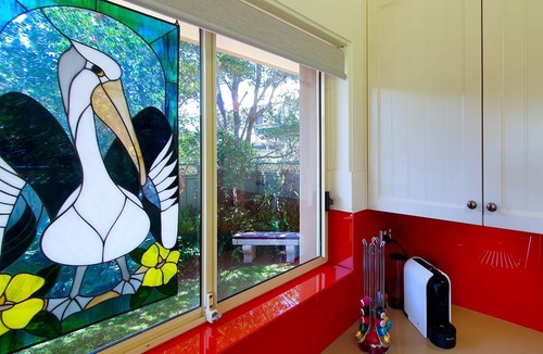 Narrawallee House | Pelican Beach House - Luxury 4-bedroom Narrawallee beachfront home with stunning ocean views