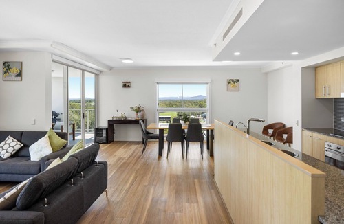 Pelican Waters Hotel | Pelican Waters Resort