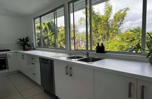 Paddington House | Pet-Friendly Palm Springs | Pool & Firepit