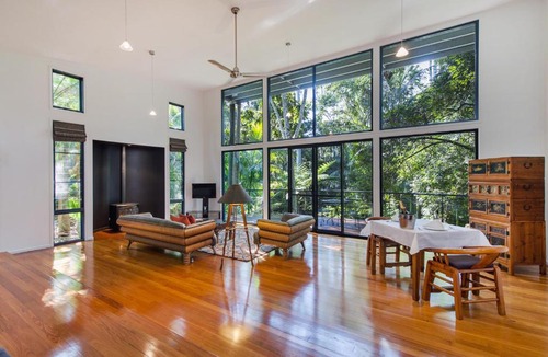 North Tamborine Bed & Breakfast | Pethers Rainforest Retreat