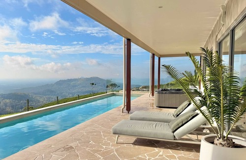 Bald Knob House | Petrichor Estate - 360 Views, Magnesium Pool & Spa