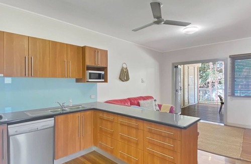 Picnic Bay Apartment | Picnic Bay Apt 3
