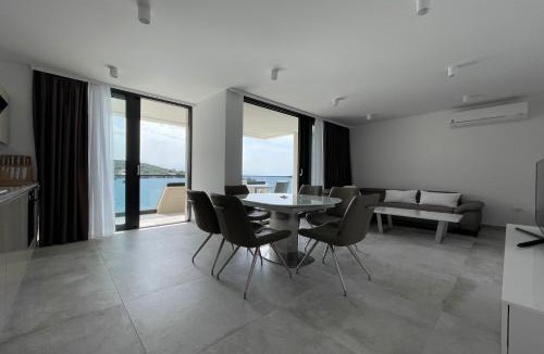 Loviste Apartment | Premier Laguna Apartment